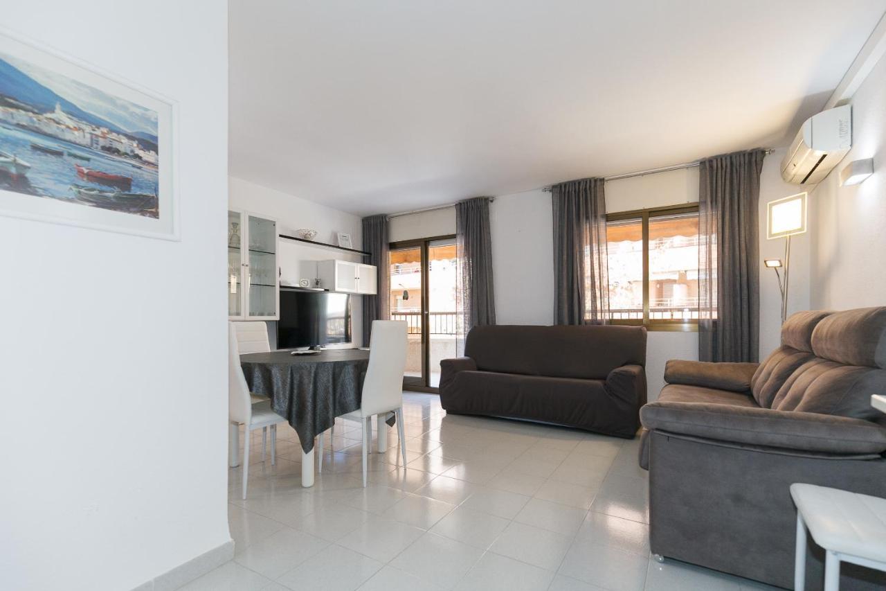 Uhc Stella Maris Apartments Cambrils Ngoại thất bức ảnh